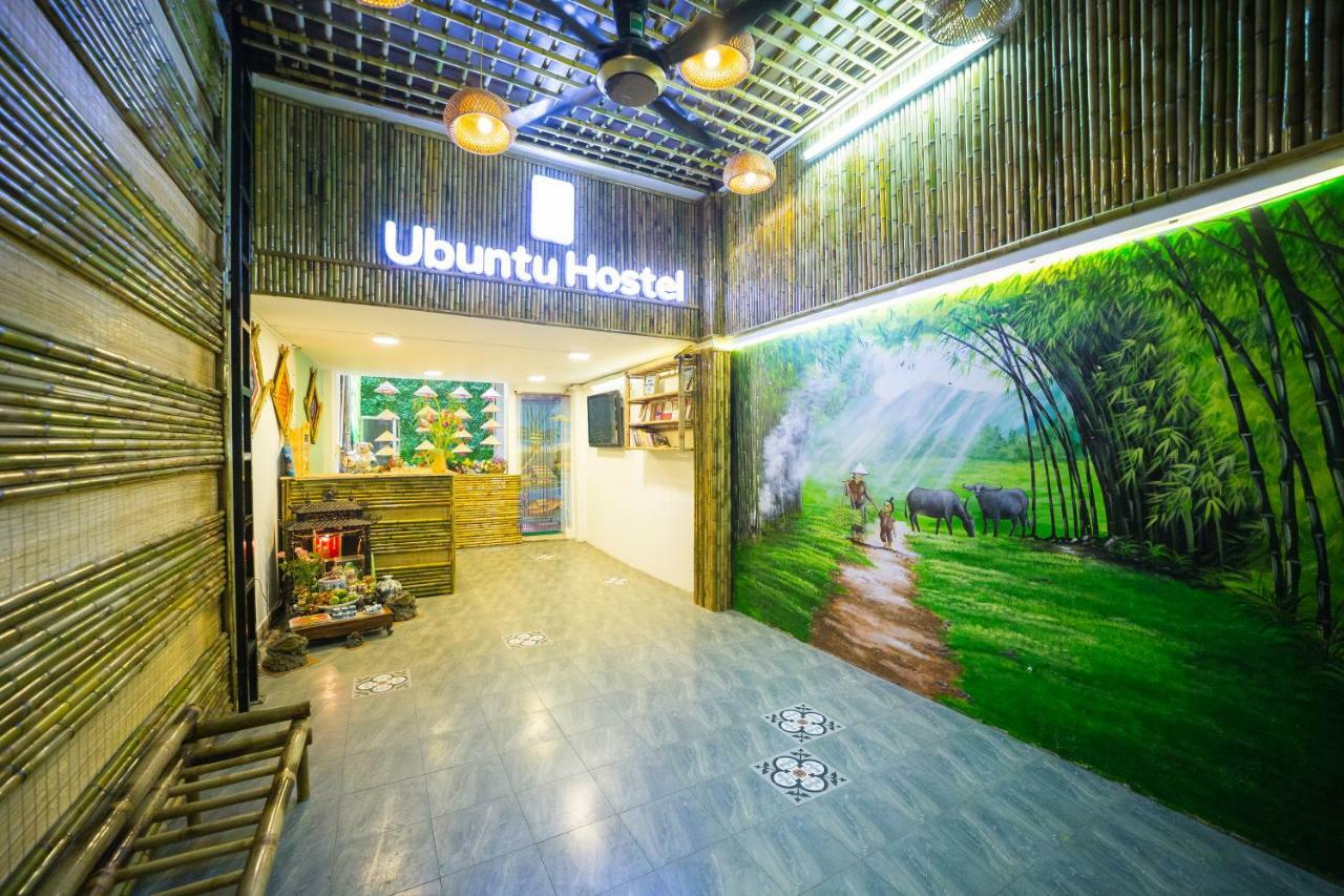 Ubuntu Hostel - Book Tour Here , Stay Here Free Hanoi Dış mekan fotoğraf